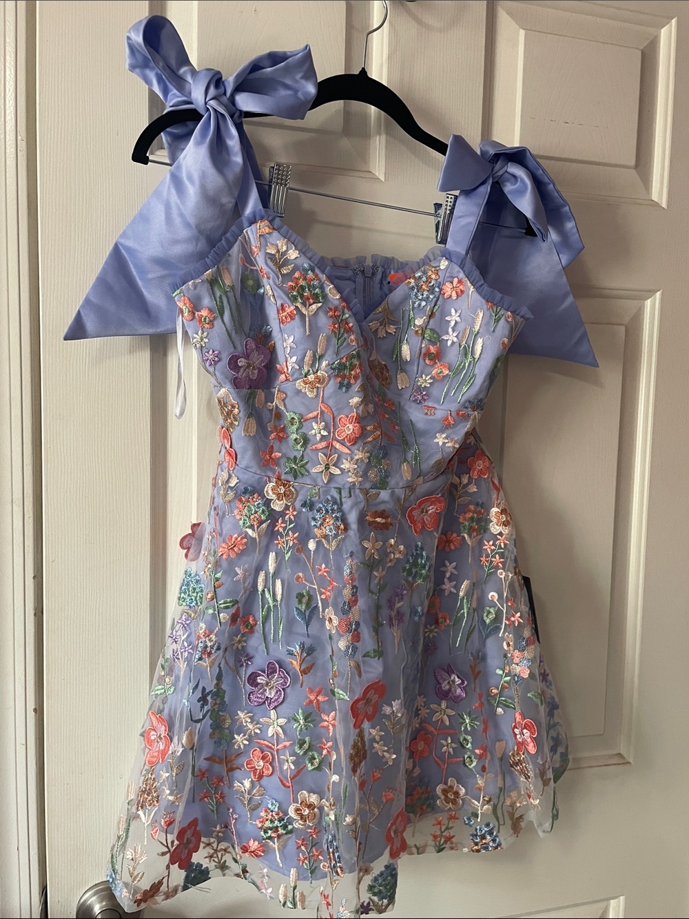 LULU’S FLORAL DRESS